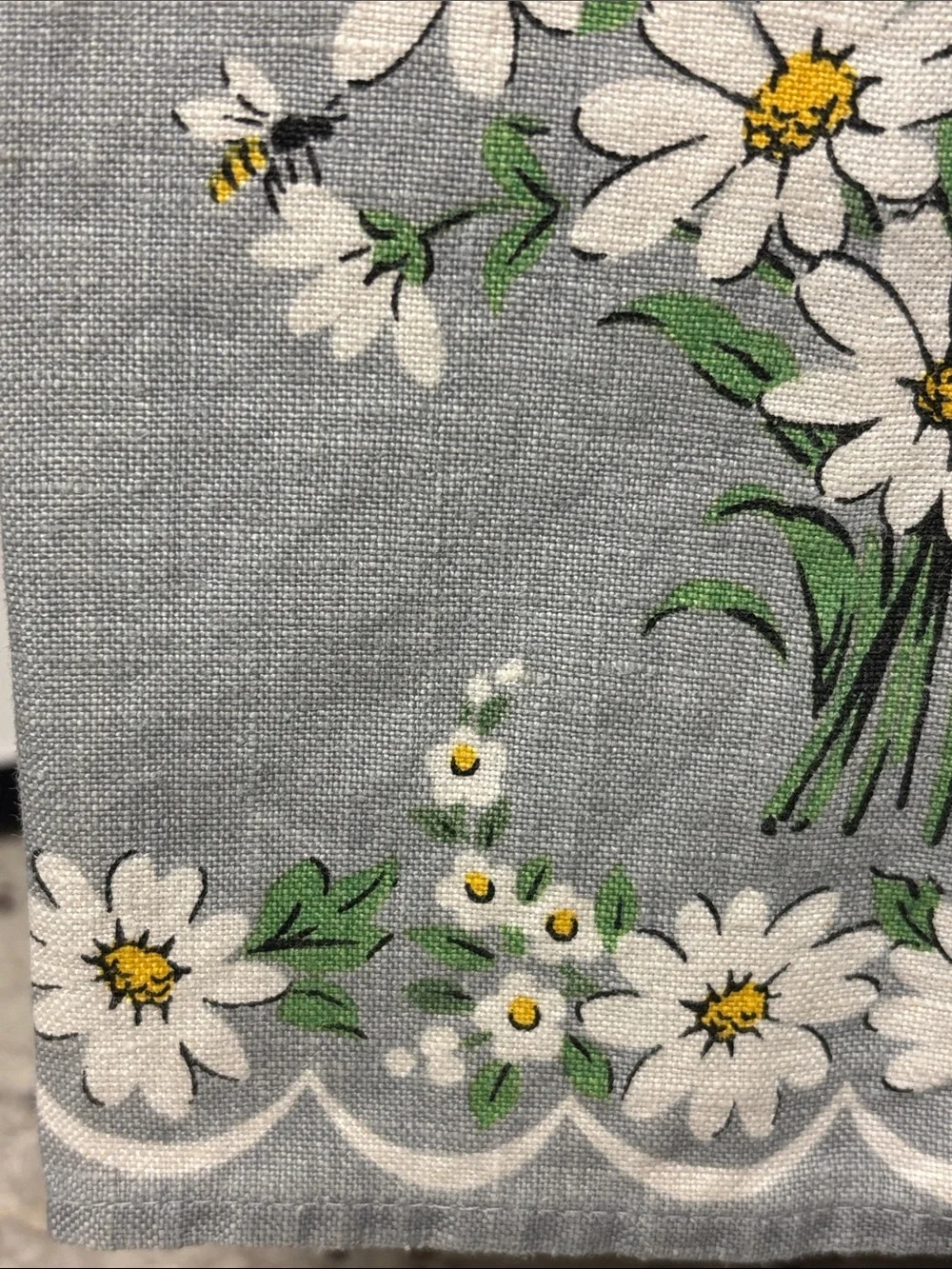 N/A vintage linen